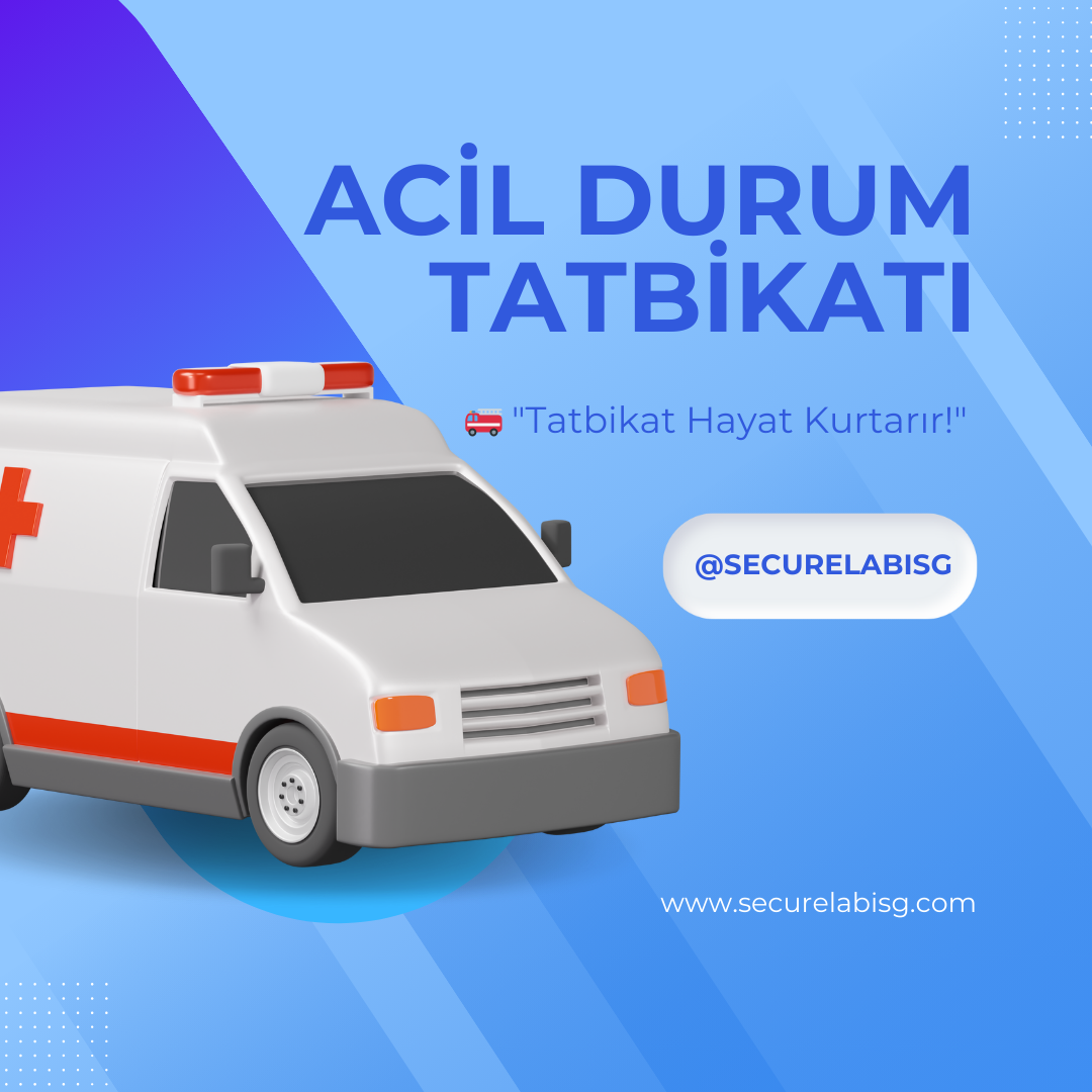 Acil durum tatbikatı sırasında yangın tatbikatı yapan çalışanlar